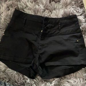 Black refuge Jean shorts